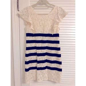 BCBG Lace Mini Dress Size 6